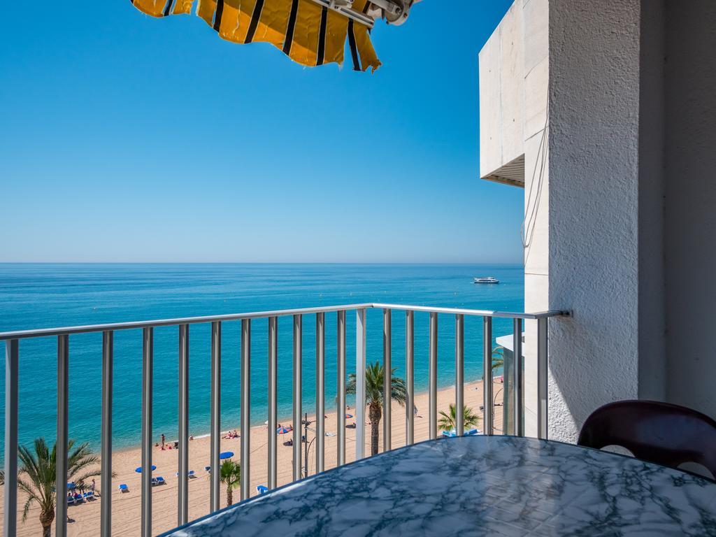 Apartaments Ar Easy Borodin Lloret de Mar Dış mekan fotoğraf
