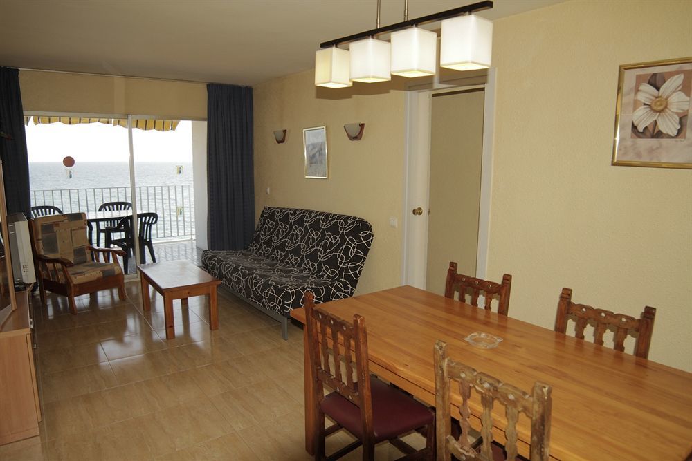 Apartaments Ar Easy Borodin Lloret de Mar Dış mekan fotoğraf