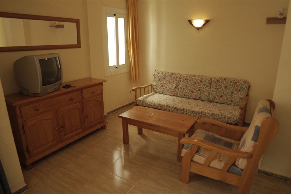 Apartaments Ar Easy Borodin Lloret de Mar Dış mekan fotoğraf